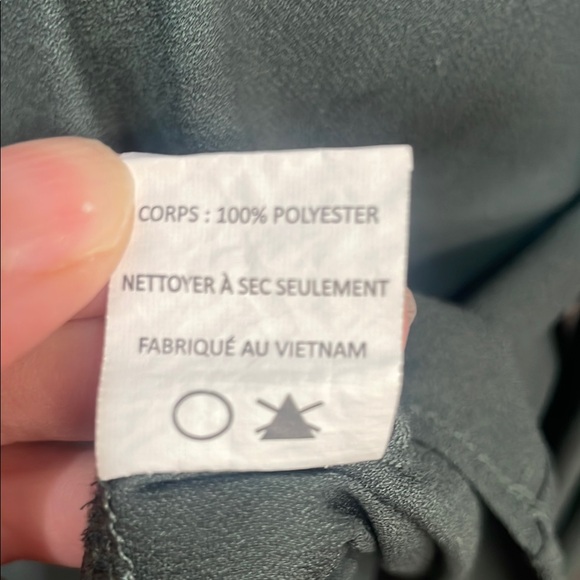 Lush Green Ruffled Relaxed Cold Shoulder Blouse - Picture 5 of 5